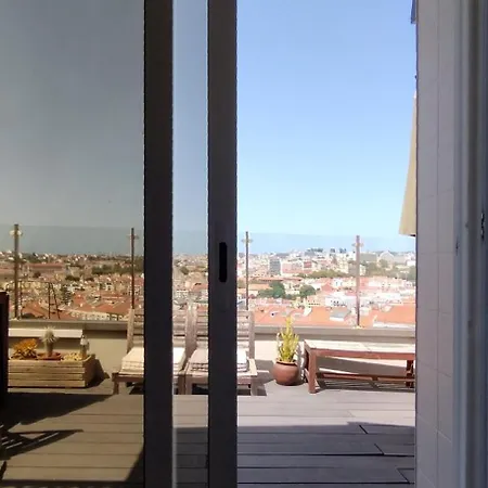 At Your Feet Lisboa